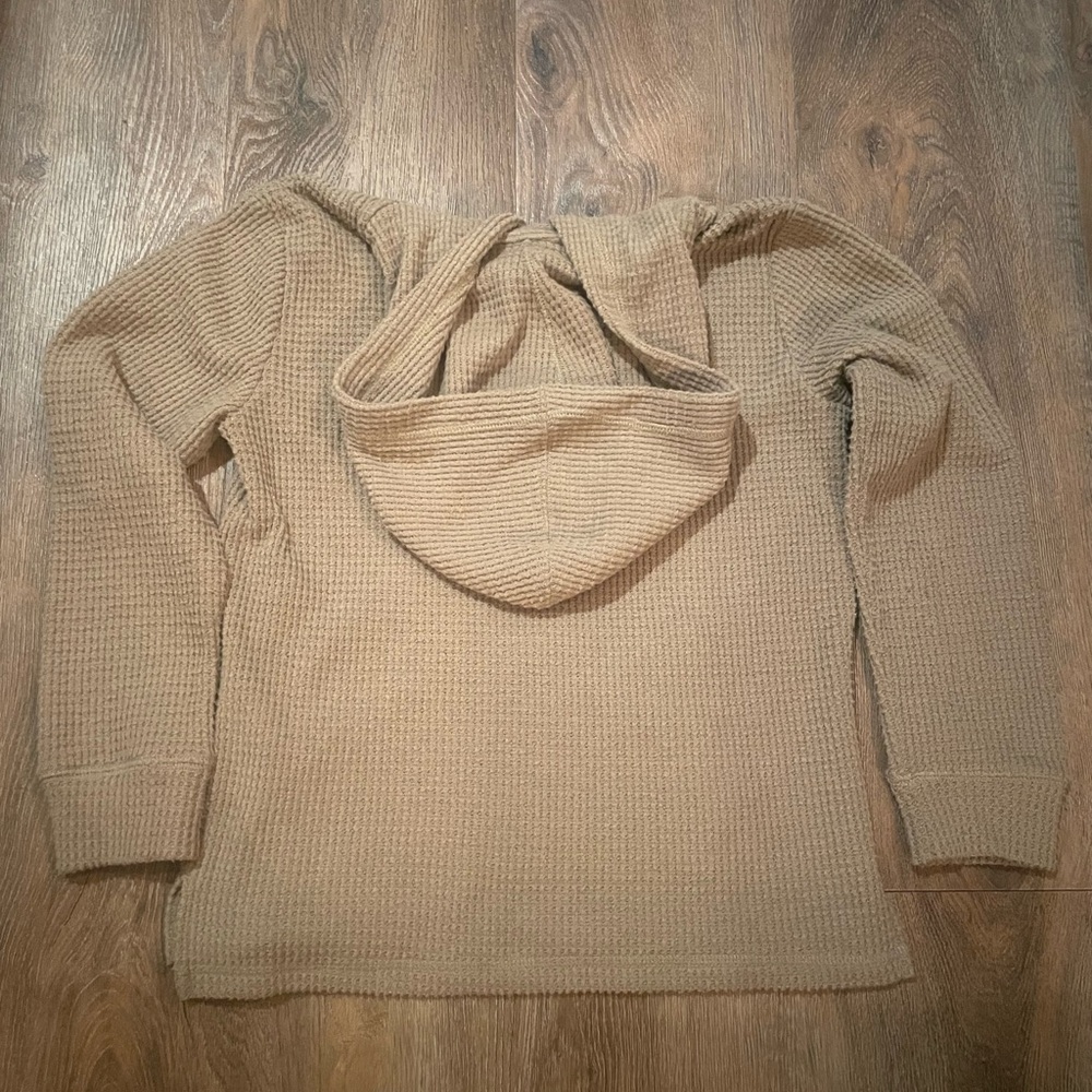 Abercrombie Kids Relaxed Fit hooded Waffle Knit Tan Size 10/12 - Picture 2 of 3
